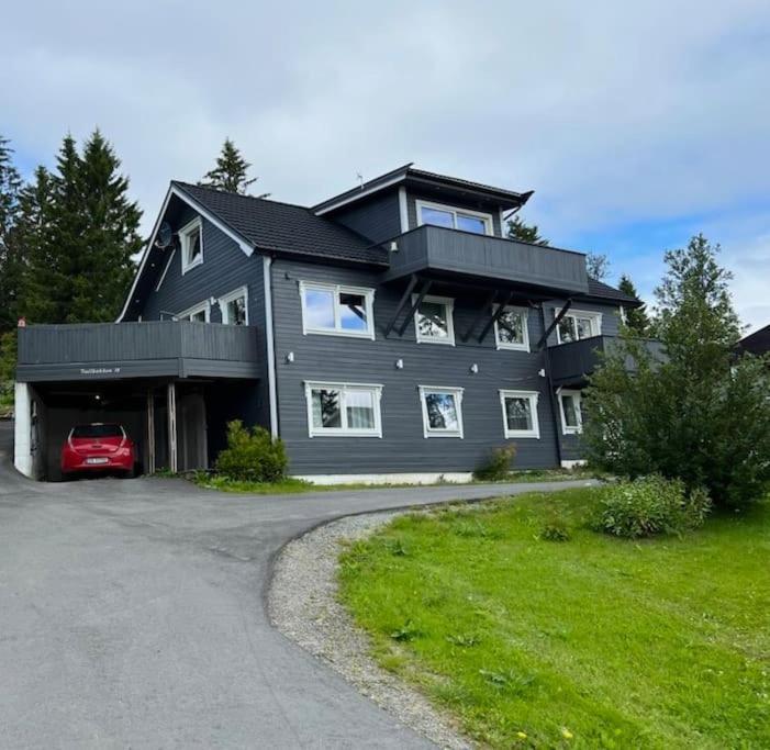 Sentral 4-Roms Leilighet I Trollbakken Tromso Exterior photo